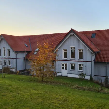 호텔 Harz-urlaubs-alm & Ferienhaeuser