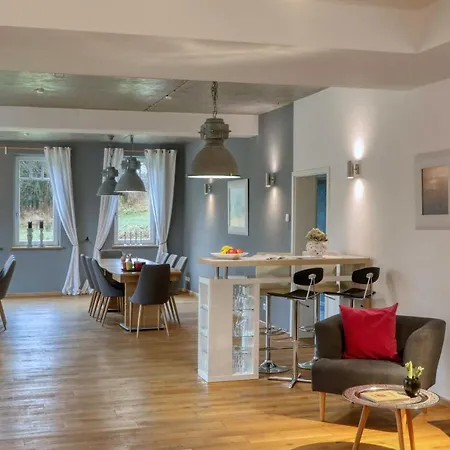 Отель Harz-urlaubs-alm & Ferienhaeuser