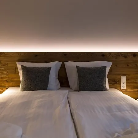 Отель Harz-urlaubs-alm & Ferienhaeuser